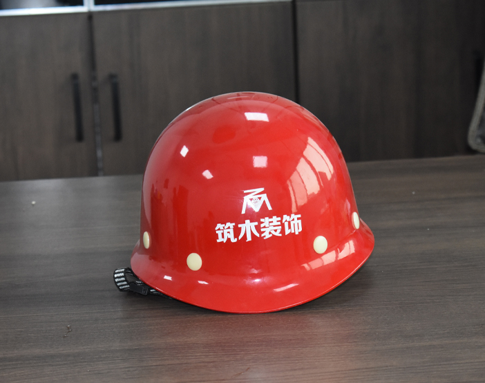 教大家各種材質安全帽的使用期限！